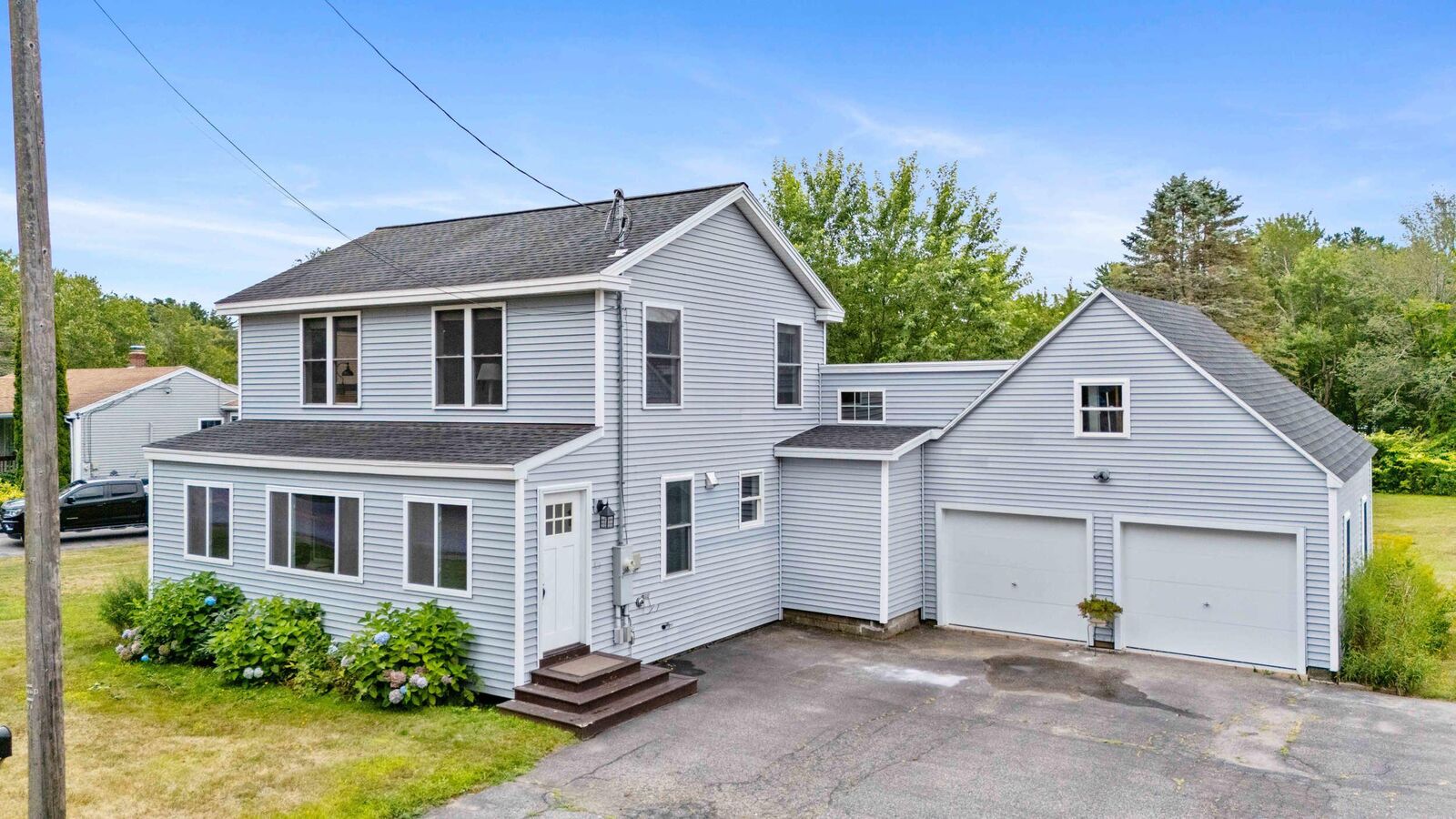 Property Photo: 4 Sokokis Road ME 04005