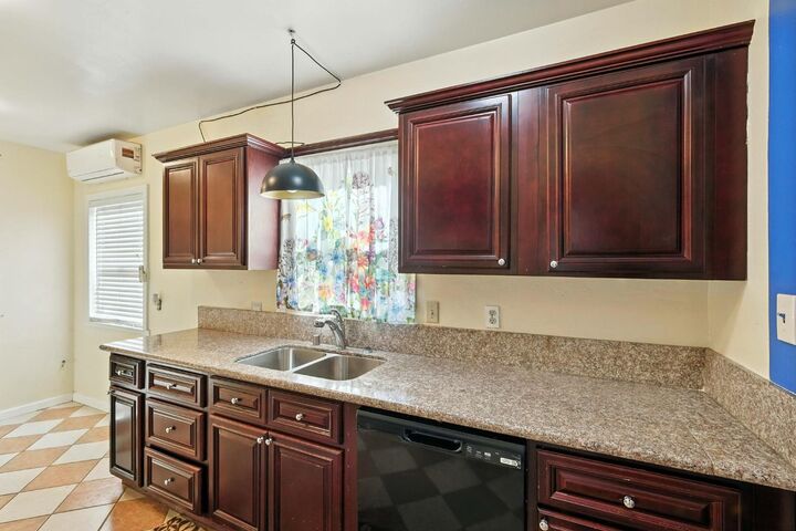 Property Photo:  3225 12th Avenue  CA 95817 