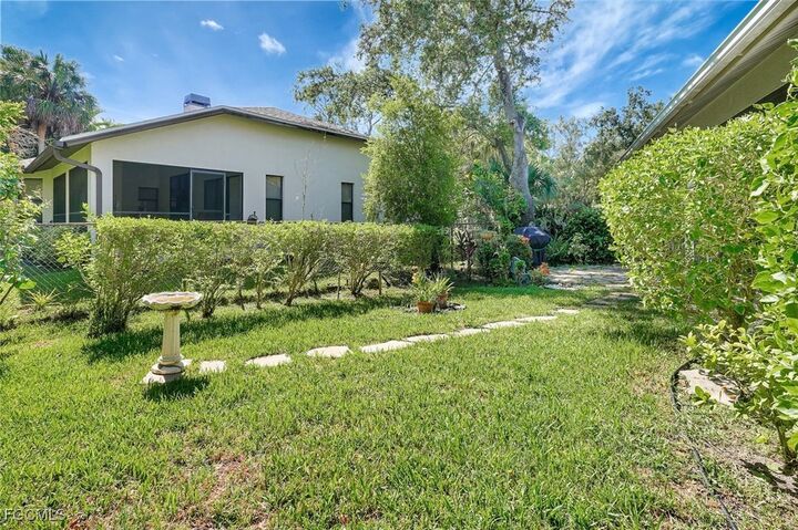 Property Photo:  15631 Red Fox Run  FL 33912 