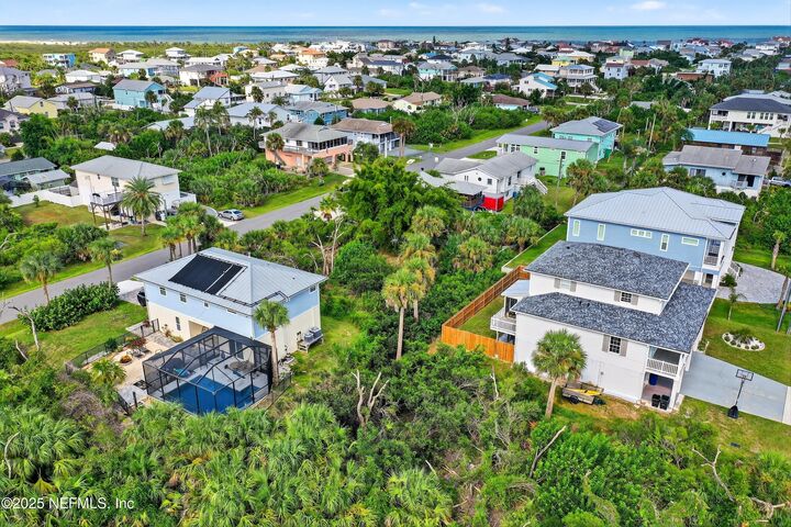 Property Photo: 6 Flagler Drive FL 32137