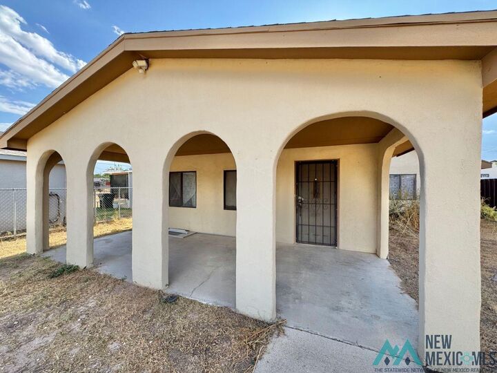 Property Photo:  2305 Violet Street  NM 88220 