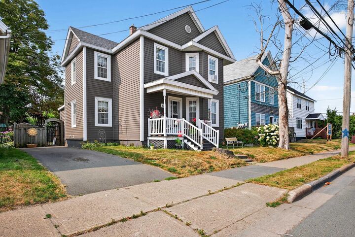 Property Photo:  411 Townsend Street  NS B1P 6G3 
