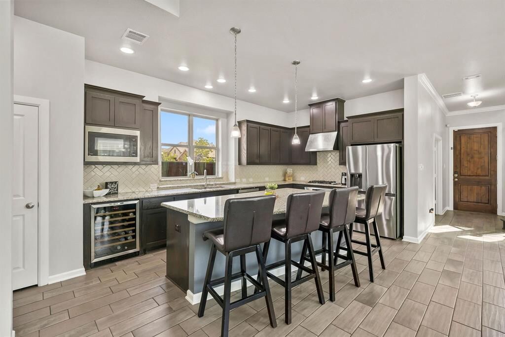 Property Photo: 4208 Whispering Willow Way TX 76005