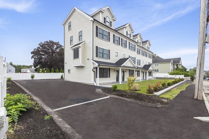 Property Photo:  161 Sumner St 4  MA 02169 
