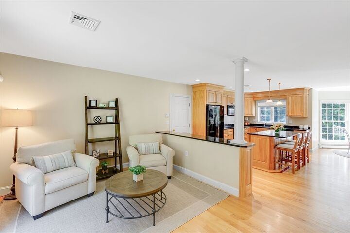 Property Photo:  2 Hickory Ln  MA 01938 