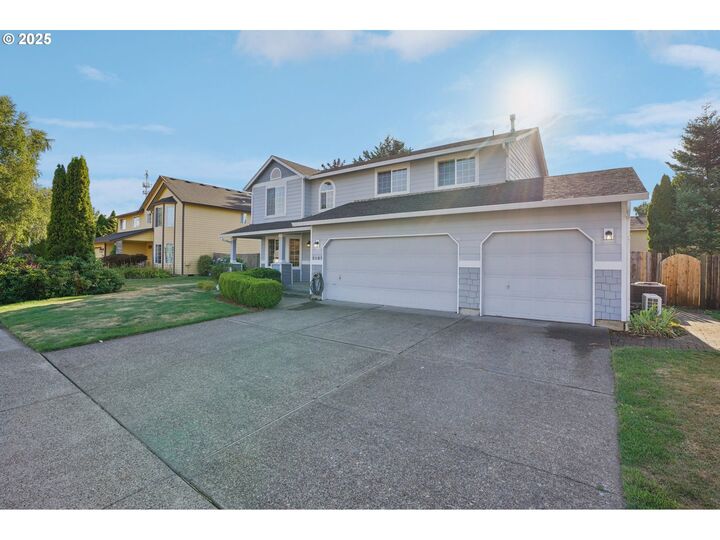 Property Photo:  2107 NW Douglas St  WA 98607 