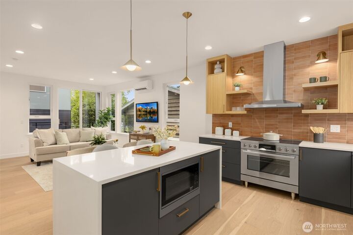 5204  Sand Point Way NE  Seattle WA 98105 photo