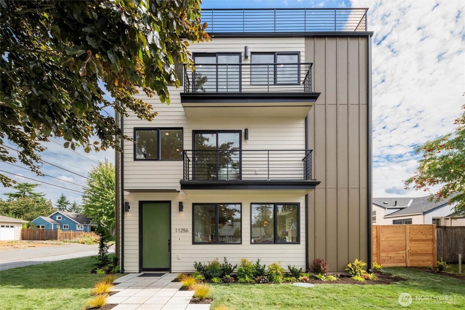 Property Photo: 11256 Evanston Avenue N WA 98133