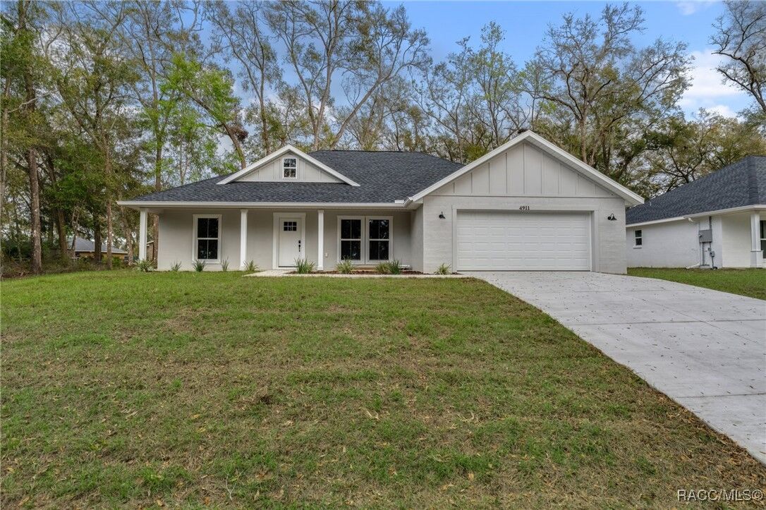 Property Photo:  4911 S Skyblue Drive  FL 34452 