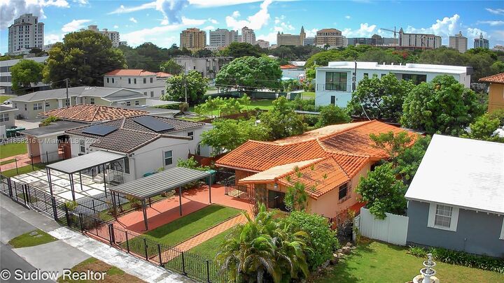 Property Photo: 4230 SW 10th St FL 33134