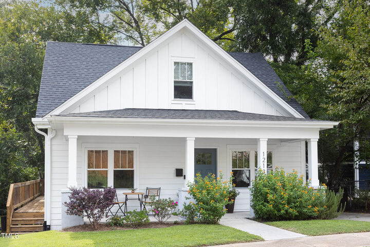 Property Photo: 1213 Hazel Street NC 27701