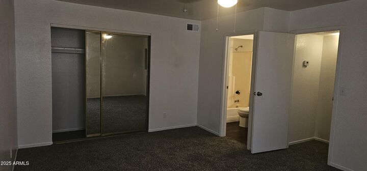 Property Photo:  6156 E Greenway Street Apt 3  AZ 85205 