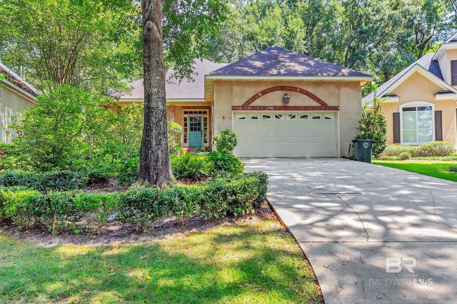 Property Photo: 105 Cedar Point AL 36532