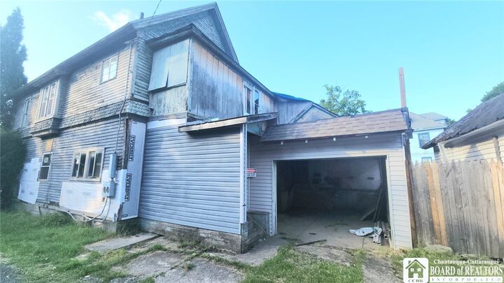 Property Photo: 805 W 5th Street NY 14701