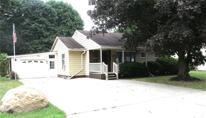 26 Shannon Street  Bath NY 14810 photo