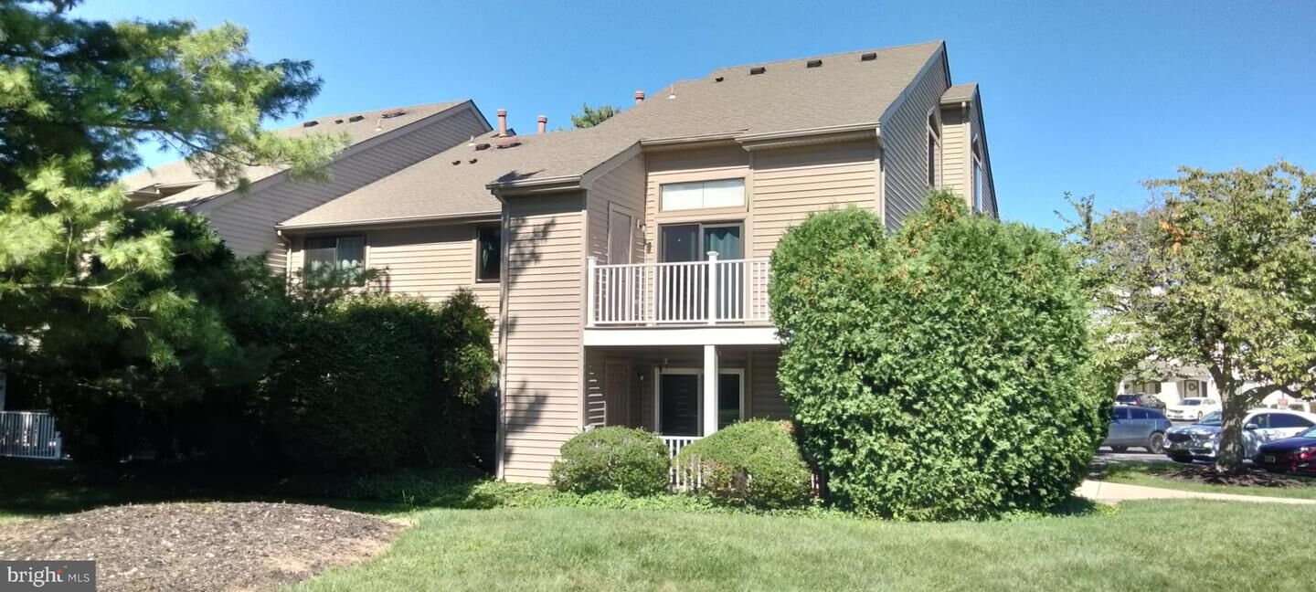 Property Photo: 316 Gregorys Way NJ 08043