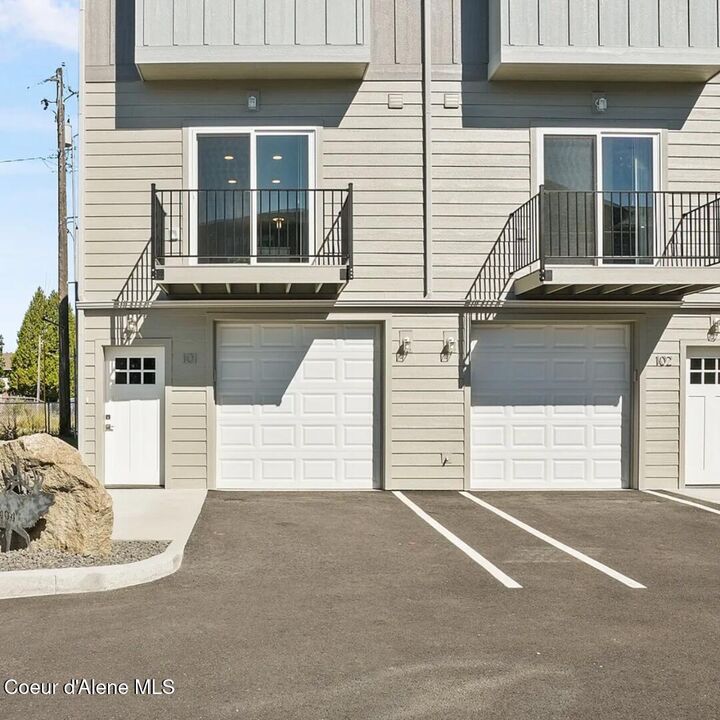 Property Photo: 12404 E Olive Ave WA 99201