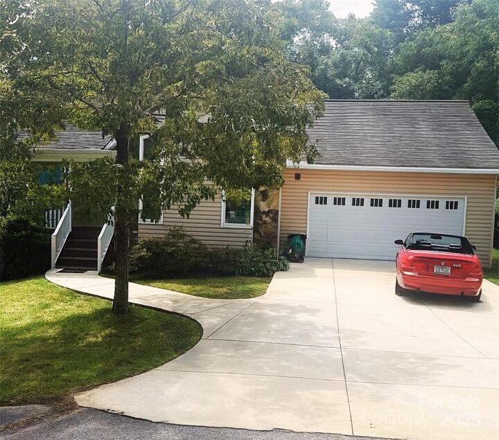 31 Lela Johnson Lane 5  Asheville NC 28803 photo