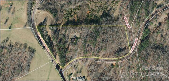 135 V S Dalton Road  Rutherfordton NC 28139 photo