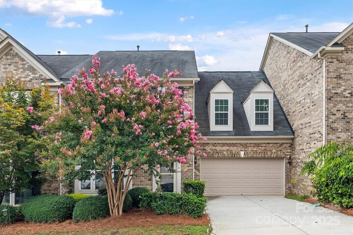 1914 Colony Line Court  Charlotte NC 28210 photo