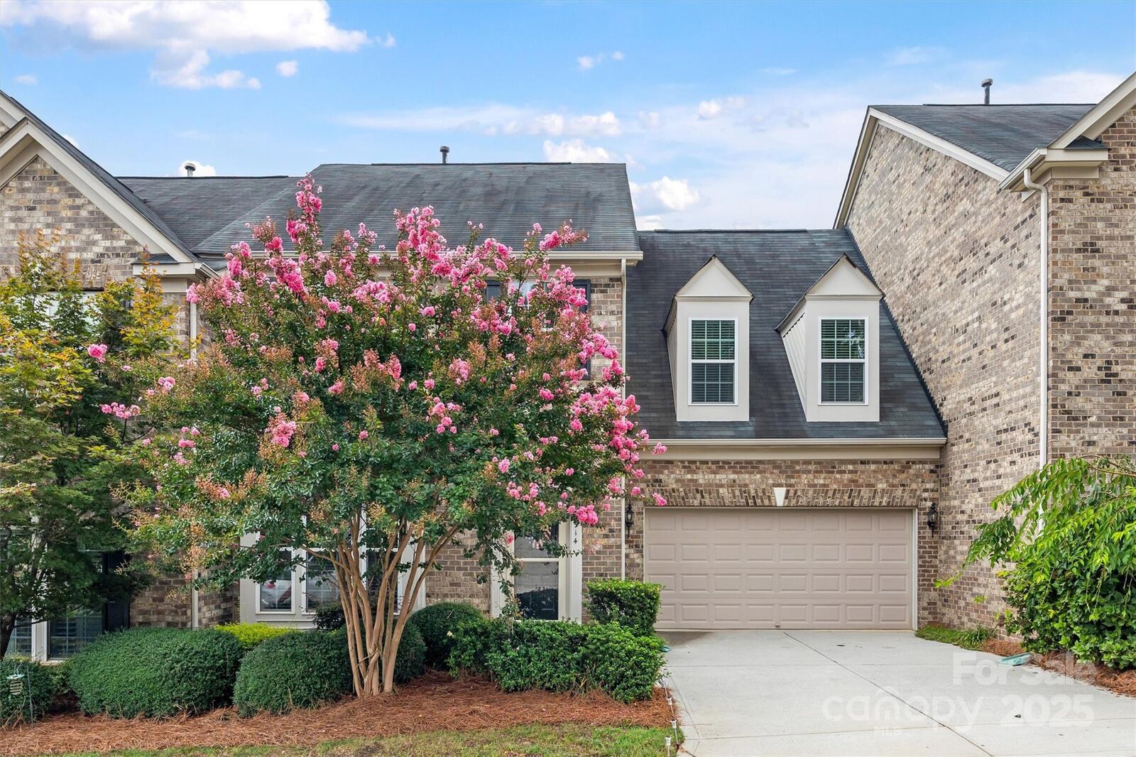 Property Photo: 1914 Colony Line Court NC 28210