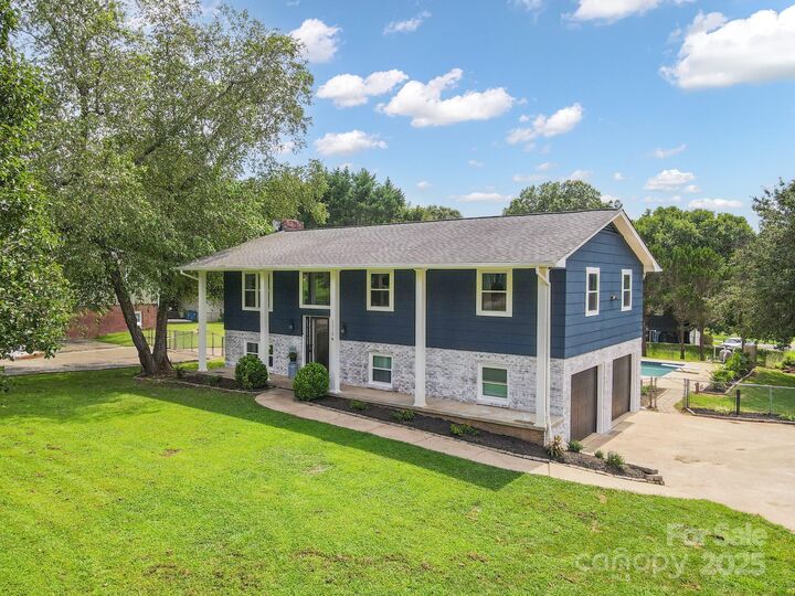 2310 24th Avenue NE 7  Hickory NC 28601 photo