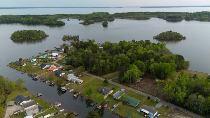 Property Photo: 1187 Blackberry Bush Road SC 29148