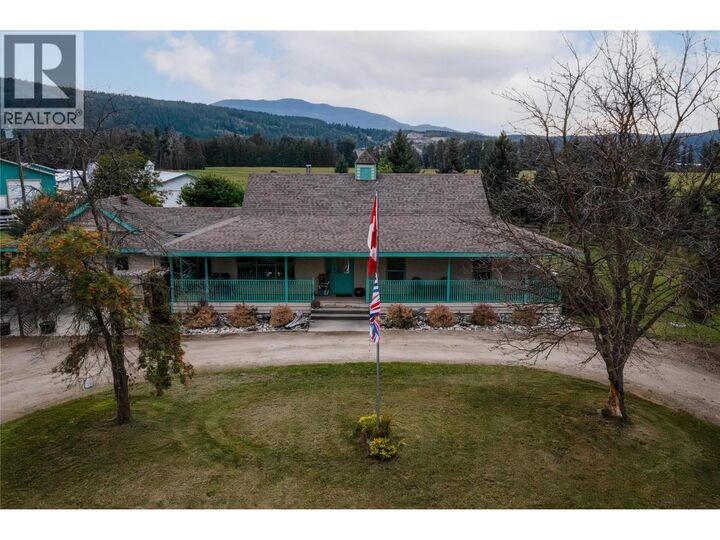 Property Photo: 40 Mathews Road BC V0E 1V4