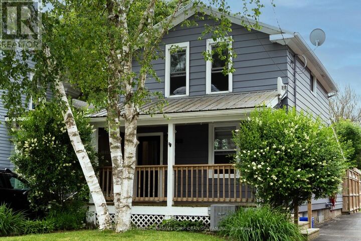 Property Photo: 326 Smith Street ON N5L 1C6