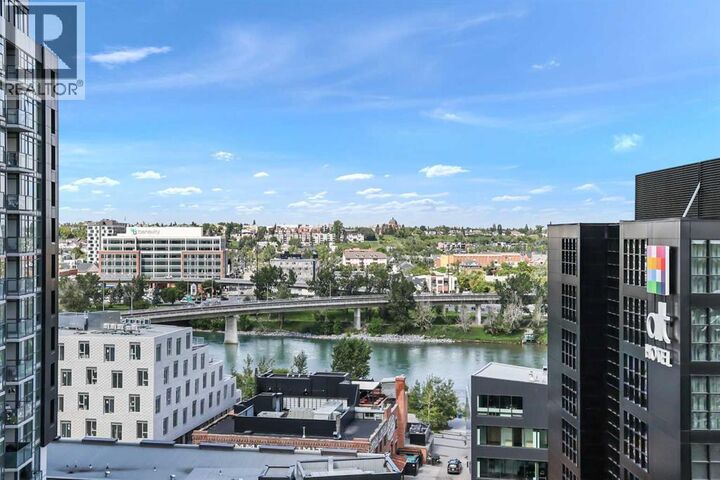 Property Photo:  615 6 Avenue Southeast  AB T2G 1S2 