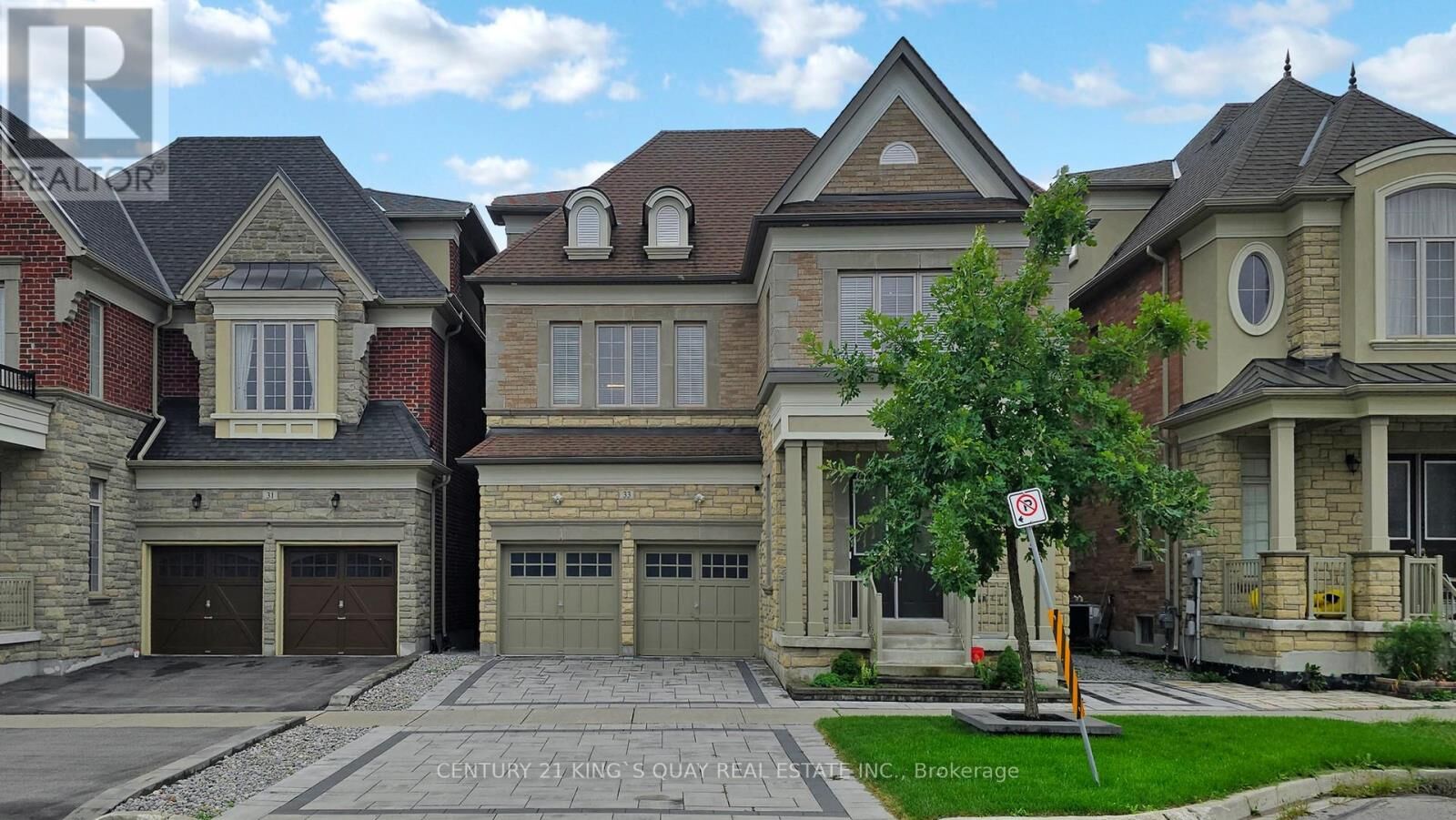 Property Photo: 33 Oakford Drive ON L6C 0X8