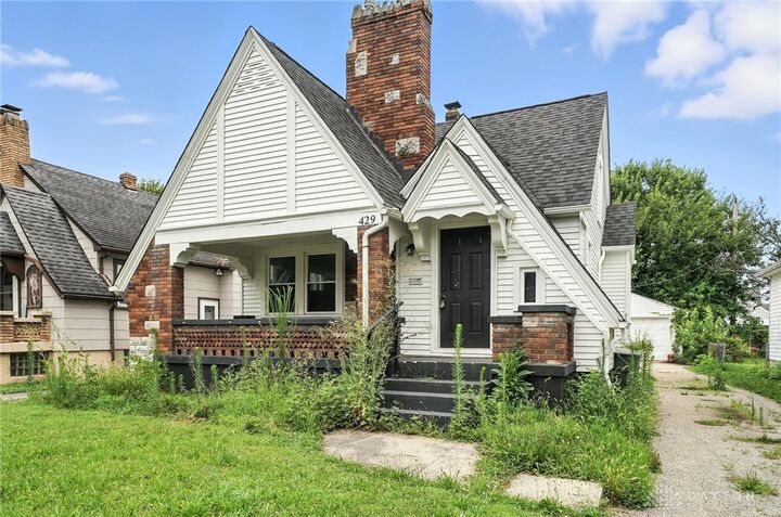 429 E Siebenthaler Avenue  Dayton OH 45405 photo