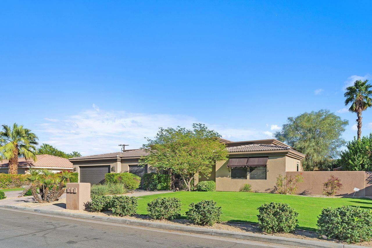 Property Photo: 51200 Calle Paloma CA 92253