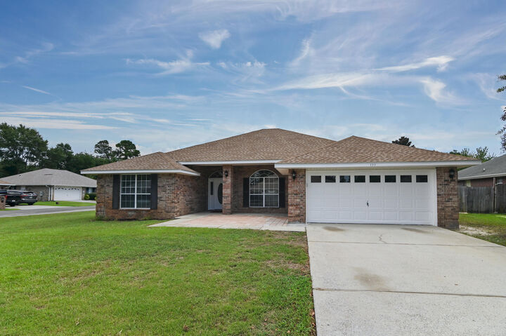 Property Photo: 151 Beacon Way FL 32459