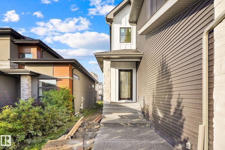 Property Photo: 86 Enchanted Way AB T8N 7R7