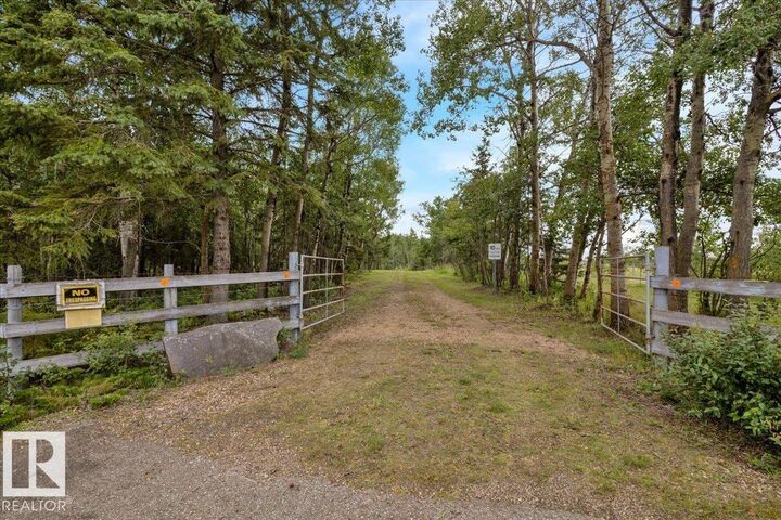 22263 Twp Road 504  Rural Leduc County AB T0B 3M2 photo