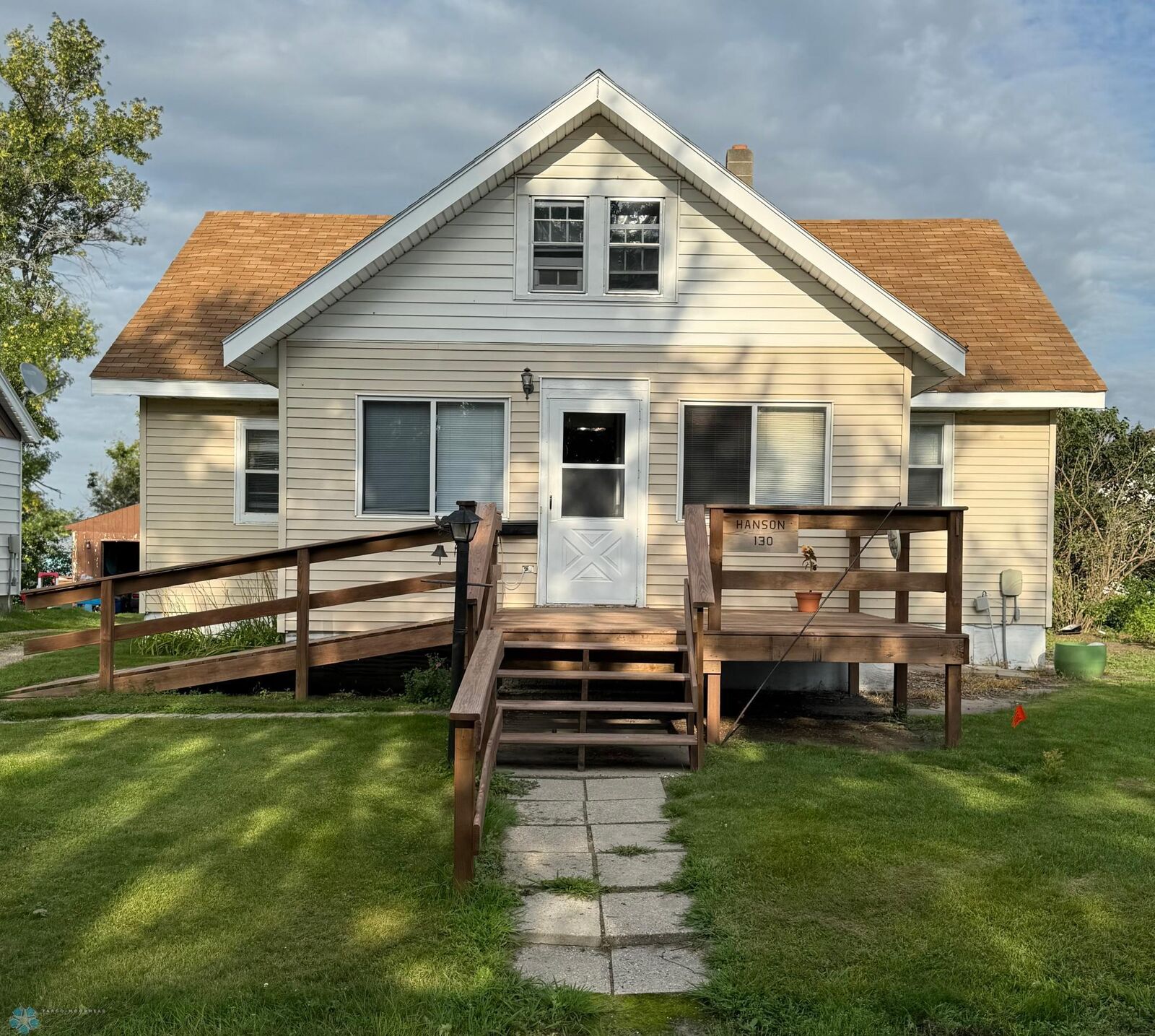 Property Photo:  130 3rd Street  ND 58006 