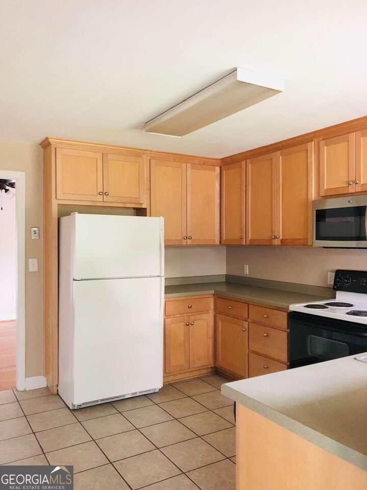Property Photo: 123 Garden Lane GA 30606