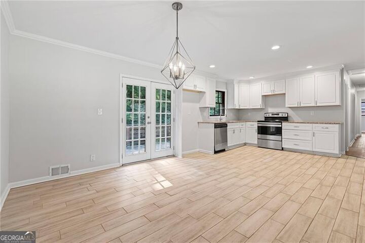 Property Photo: 1806 Fort Valley Drive SW GA 30311