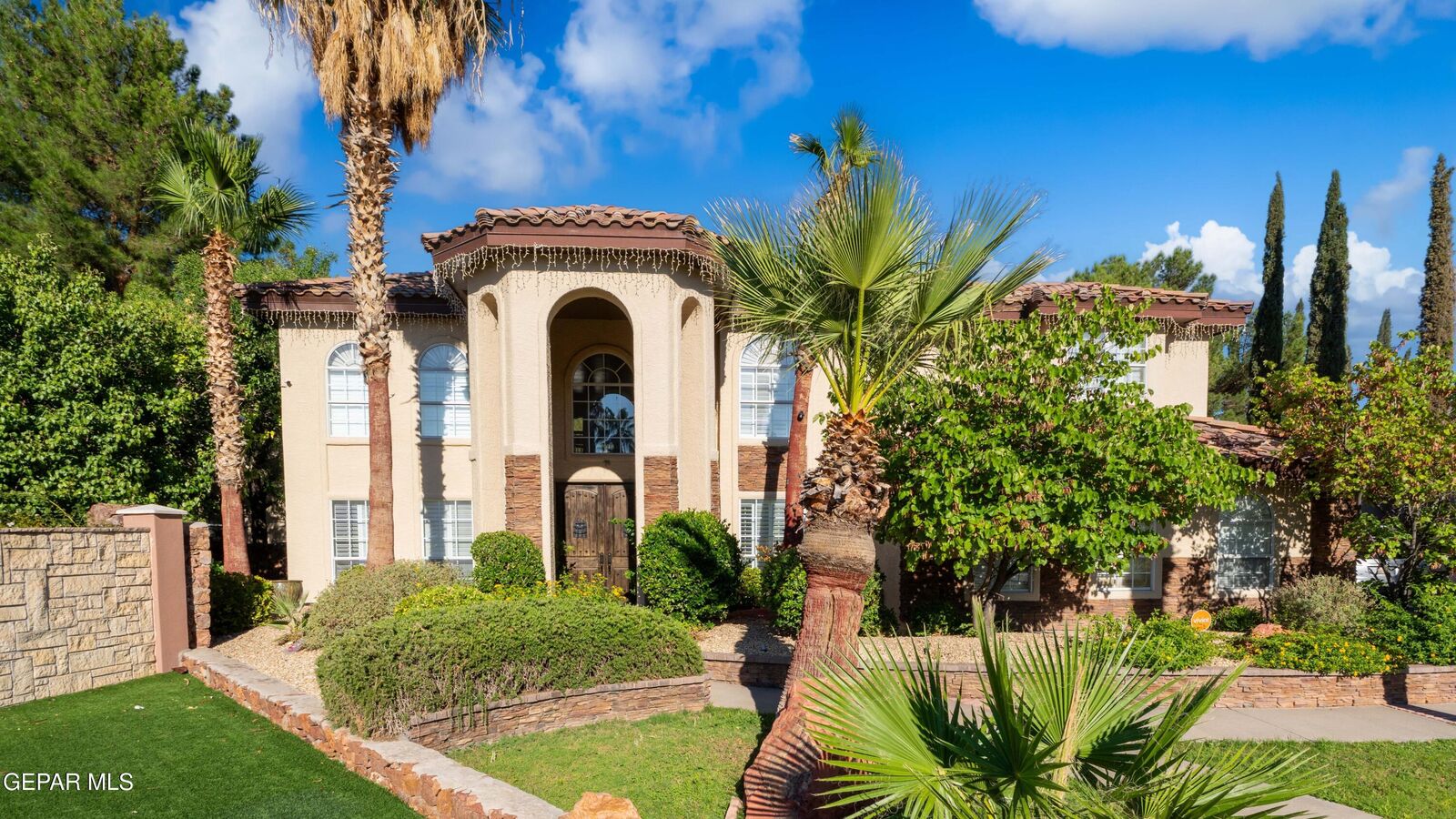 Property Photo:  1988 Paseo Colina  TX 79936 