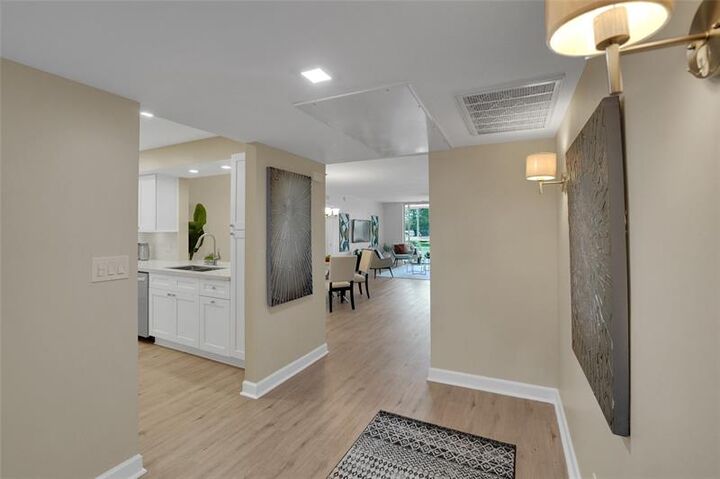 Property Photo:  4040 W Palm Aire Dr 206  FL 33069 