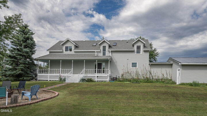 2008 28th Avenue SW  Center ND 58530 photo