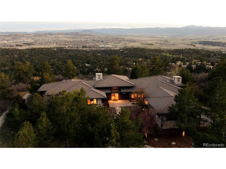 Property Photo:  615 Cliffgate Ln  CO 80108 