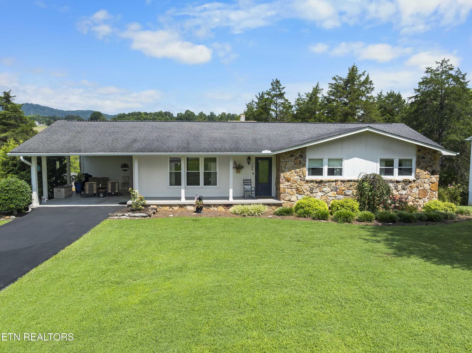 Property Photo:  198 Red Cedar Rd  TN 37766 
