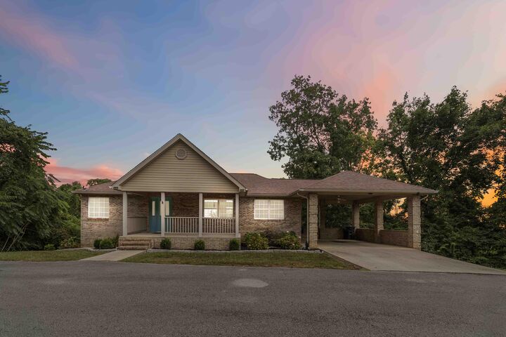 Property Photo:  109 Highland Green Drive  KY 42518 