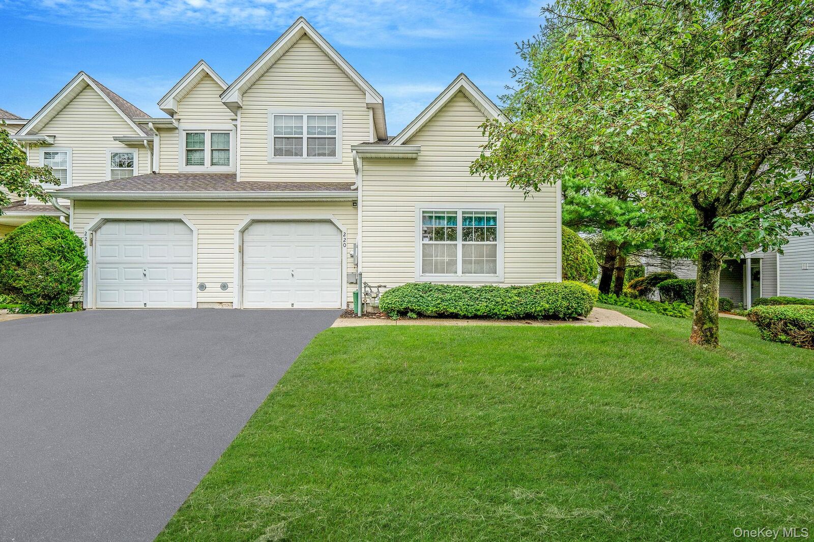Property Photo: 220 Erik Drive NY 11733