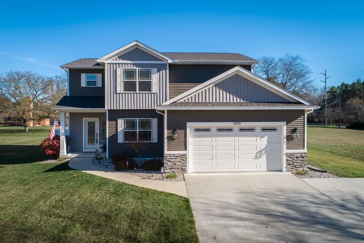 4808 Washington  Midland MI 48642 photo