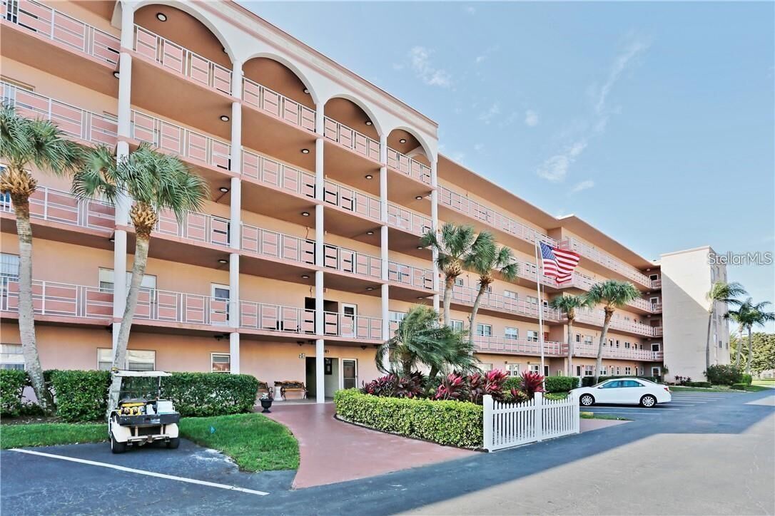 Property Photo: 5521 80th Street N 503 FL 33709