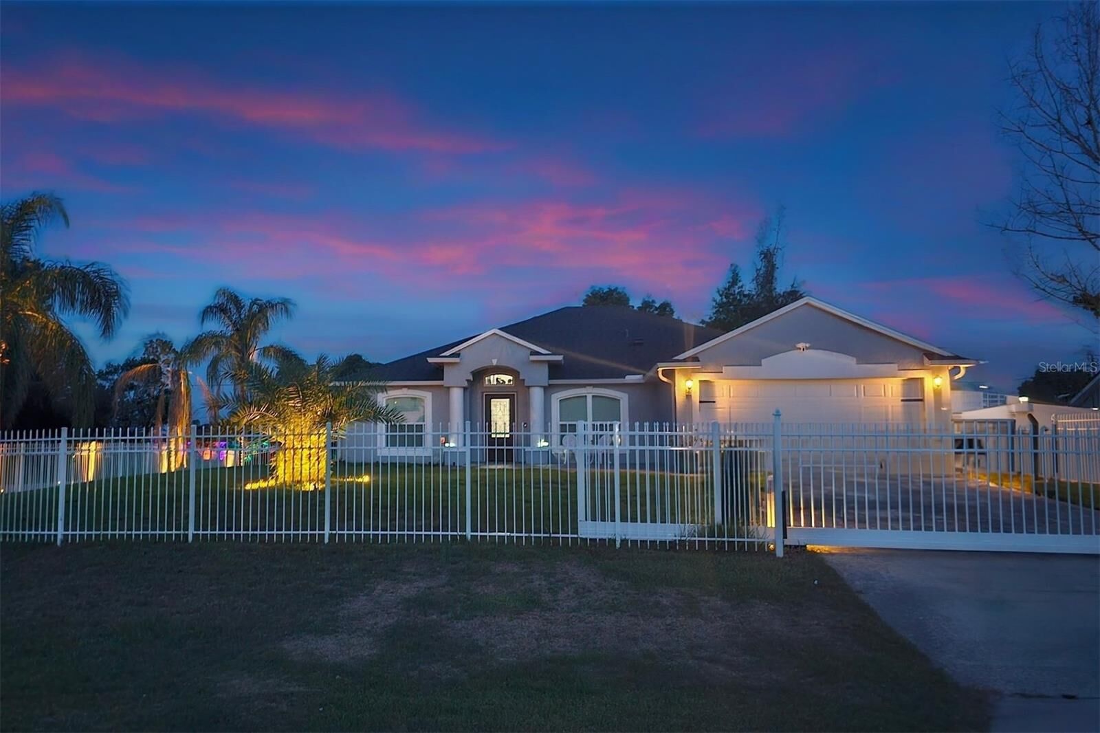 Property Photo: 2497 Treehaven Drive FL 32738