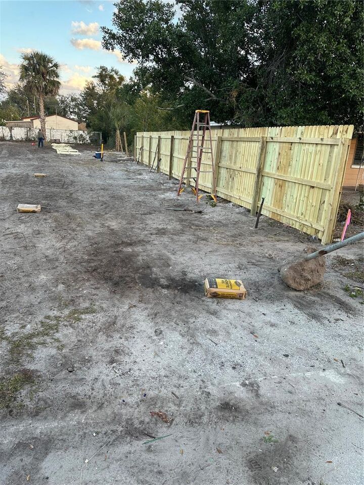 Property Photo:  2436 Edwin Street NE  FL 33881 